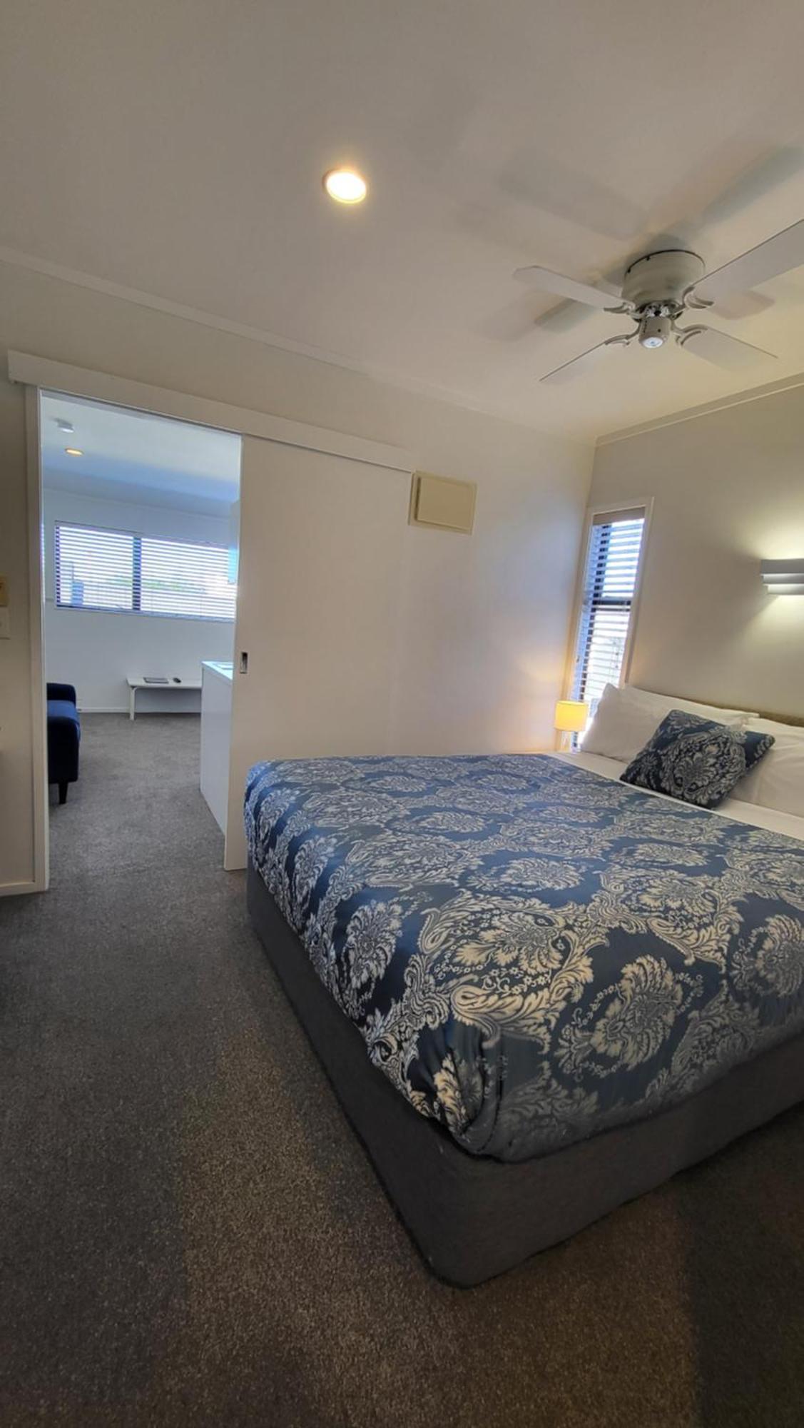 Manukau Motor Lodge Auckland Exterior photo